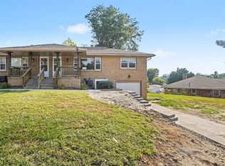 6767 Military Ave, Omaha, NE 68104