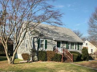 238 Grinnell St, Milford, CT 06461