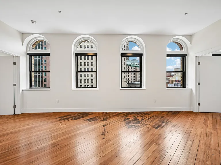 Lauderdale Lofts — Photo 14