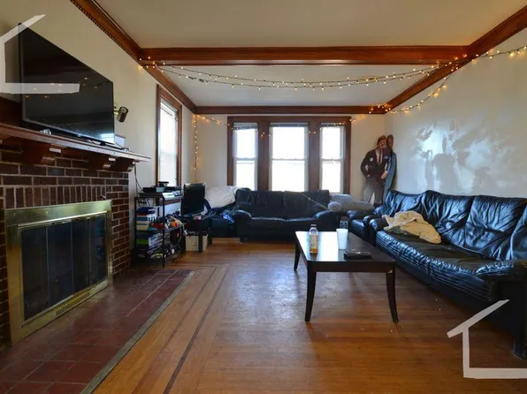 122 Lake St #122, Brighton, MA 02135