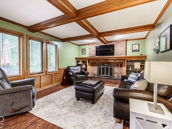 5th image of 4763 Abbots Pl
