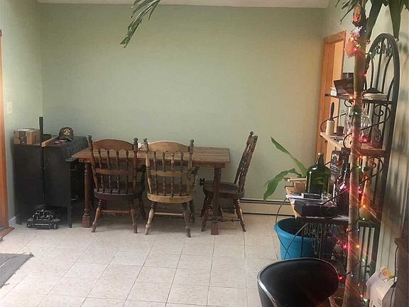 4th image of 185 Tarpon Ave