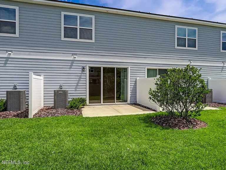 280 Anthony Dr — Photo 34