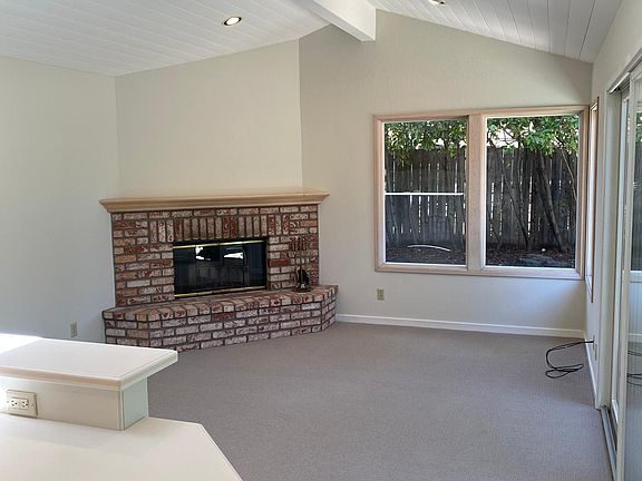 5th image of 1156 Judson Dr
