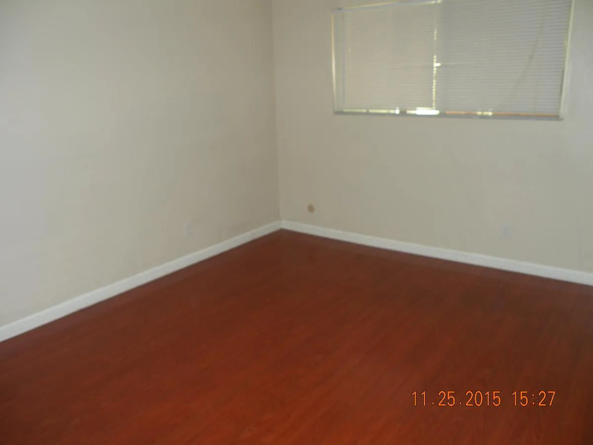 3 bed, 1276 sqft, $2,800 — Photo 3