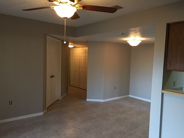 1st image of 202 Riverbend 102 Dr