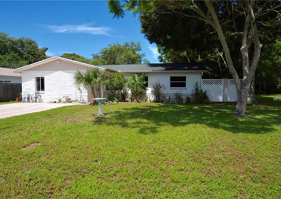 1st image of 4330 67th St N