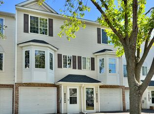 15536 Float Ln, Apple Valley, MN 55124