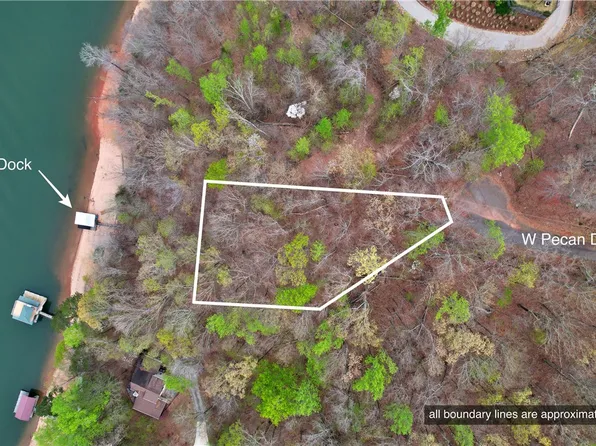 705 W Pecan Dr, Westminster, SC 29693