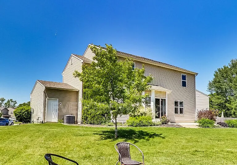 1047 Andrew Ct — Photo 39