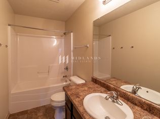1605 Old Gaelic St, Bellevue, NE 68123