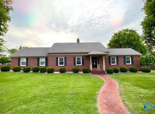 4 Sycamore Ln, Albertville, AL 35950