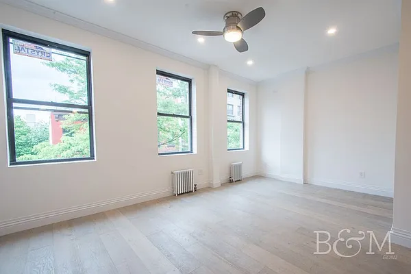 Rented by Brick&Mortar | media 22