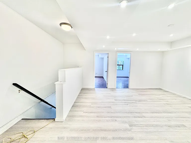 373 Eglinton Ave W #2 — Photo 14