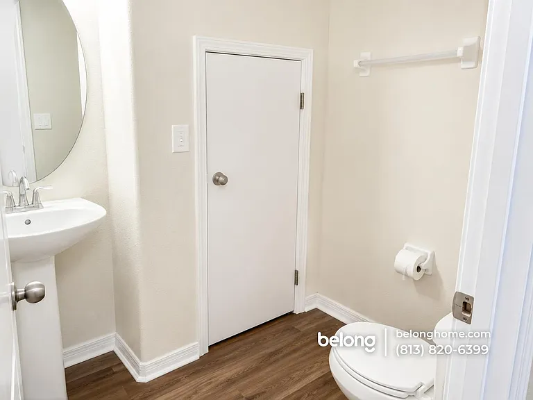 10939 Keys Gate Dr — Photo 4