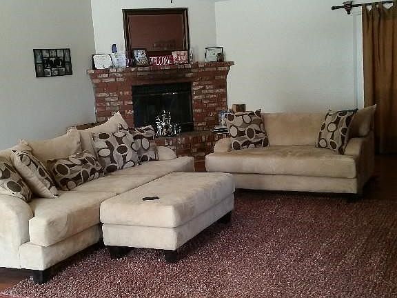 2nd image of 13905 Montecito Dr