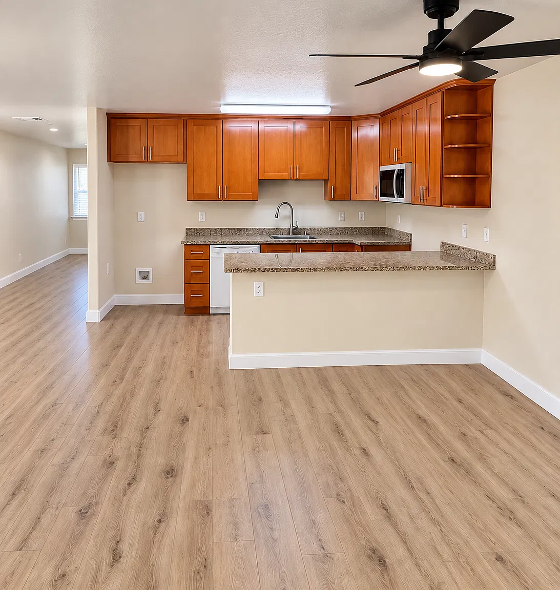 3 bed, 1250 sqft, $2,400 — Photo 3