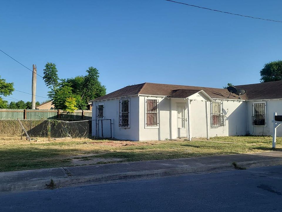 1st image of 245 W Park Dr