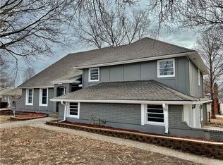 7801 E 127th Ter, Grandview, MO 64030