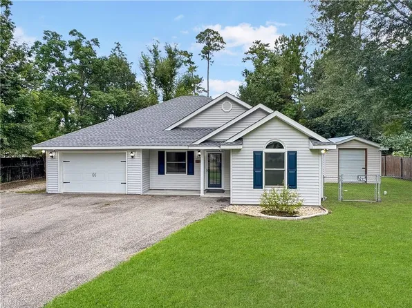 29203 Elm Dr, Lacombe, LA 70445