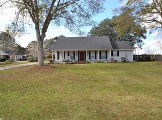 19332 Oak Hillcrest Dr, Robertsdale, AL 36567