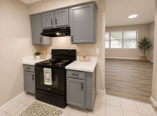Paseo Apartments, Dallas, TX 75216