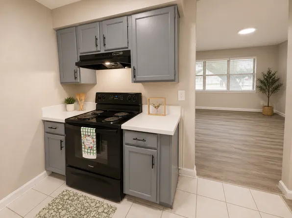 Paseo Apartments