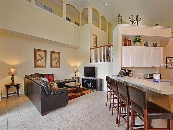 4th image of 8143 Sun Palm Dr