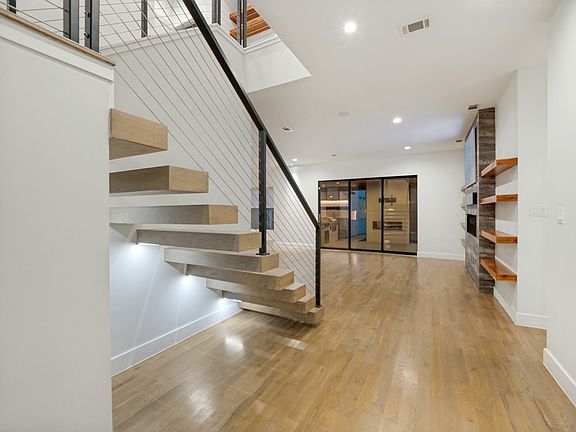 4th image of 5615 Brookstown Dr