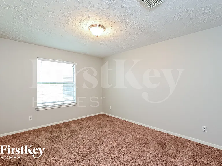 11931 Belle Ct — Photo 12
