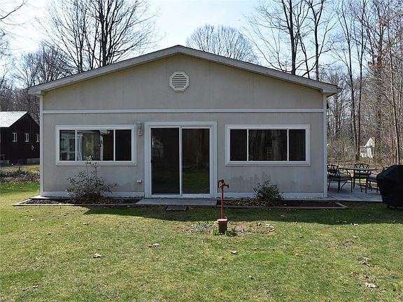 5th image of 1690 Lakeview Dr