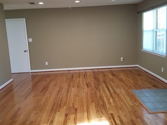 4th image of 197 Coral Dr SW