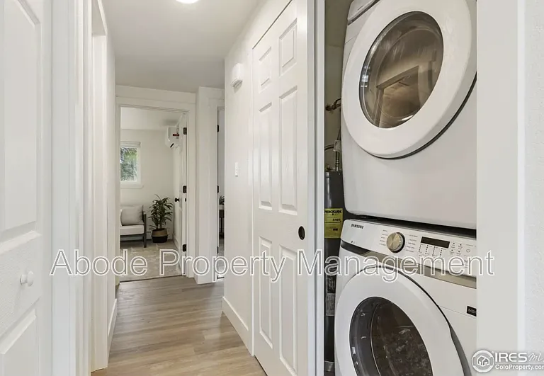 138 Glenda Dr #1 — Photo 4