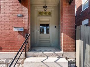 612 Holly Hills Ave, Saint Louis, MO