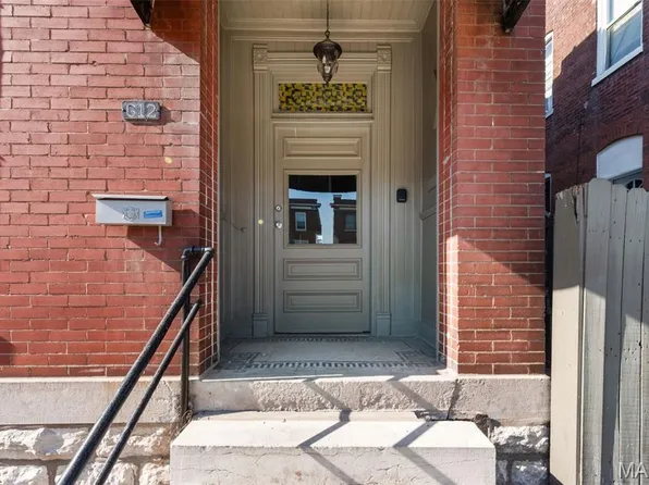612 Holly Hills Ave, Saint Louis, MO 63111