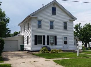 201 3rd Ave SW, Independence, IA 50644