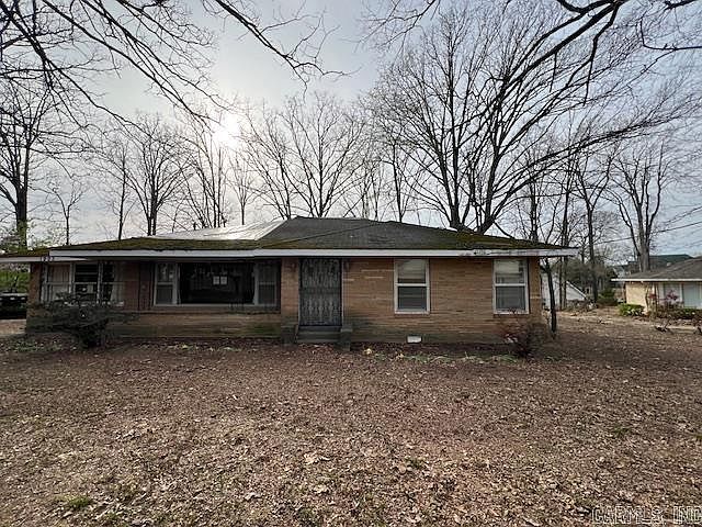 1st image of 1903 Metzler Ln