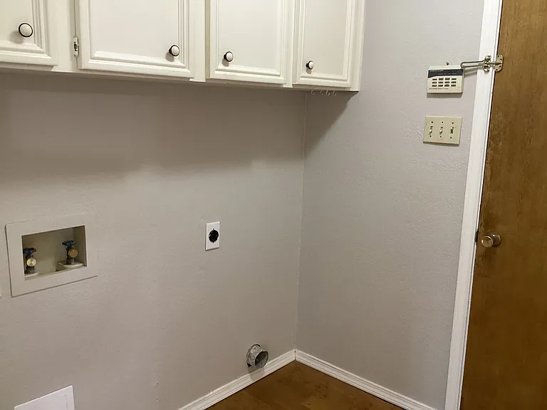 2841 Southridge Dr — Photo 25