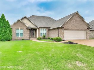 37 Mallory Dr, Jackson, TN 38305