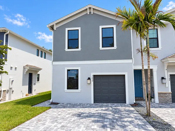 7790 SW Bentley Ln, Stuart, FL 34997