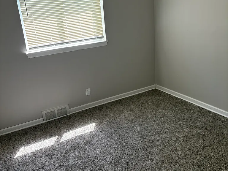 21622 Santa Clara Ave — Photo 8