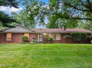 1510 Applewood Ln, Graymoor Devondale, KY 40222