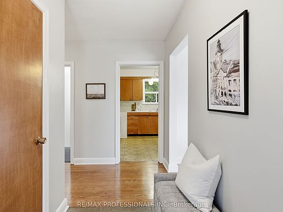 4th image of 45 Fernalroy Blvd