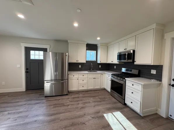 22 Foss Ave #2, San Jose, CA 95116