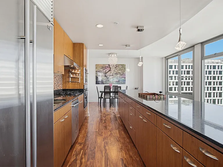 645 Front St #1208 — Photo 4