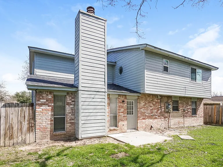 10919 Skybird Dr — Photo 17