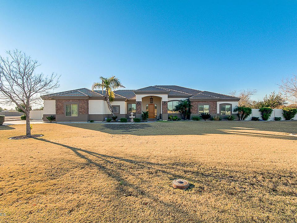 1st image of 16499 W Papago St