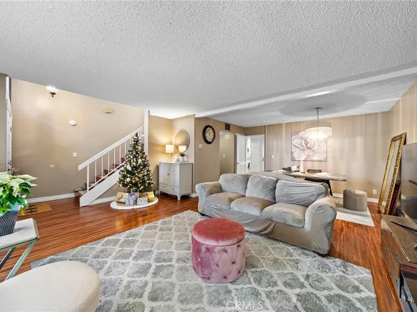 8430 Winnetka Ave Unit 16, Winnetka, CA 91306