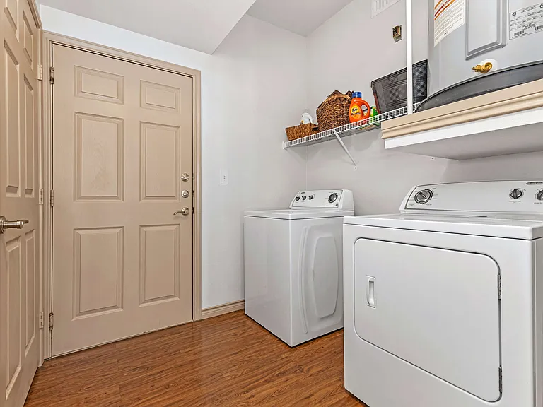 Trinity Bell Gardens Apartments — Photo 22