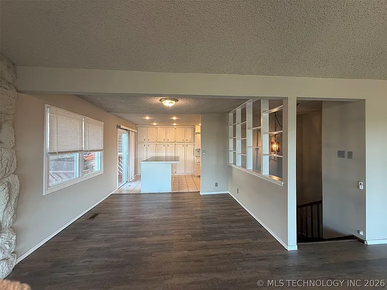 3925 E 60th Pl — Photo 13
